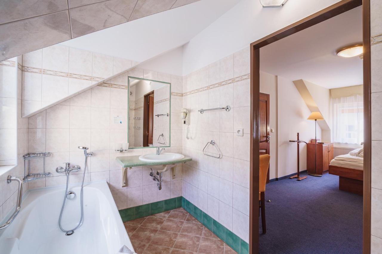 Francis Spa Hotel Frantiskovy Lazne Ngoại thất bức ảnh