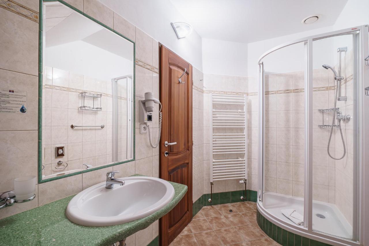 Francis Spa Hotel Frantiskovy Lazne Ngoại thất bức ảnh